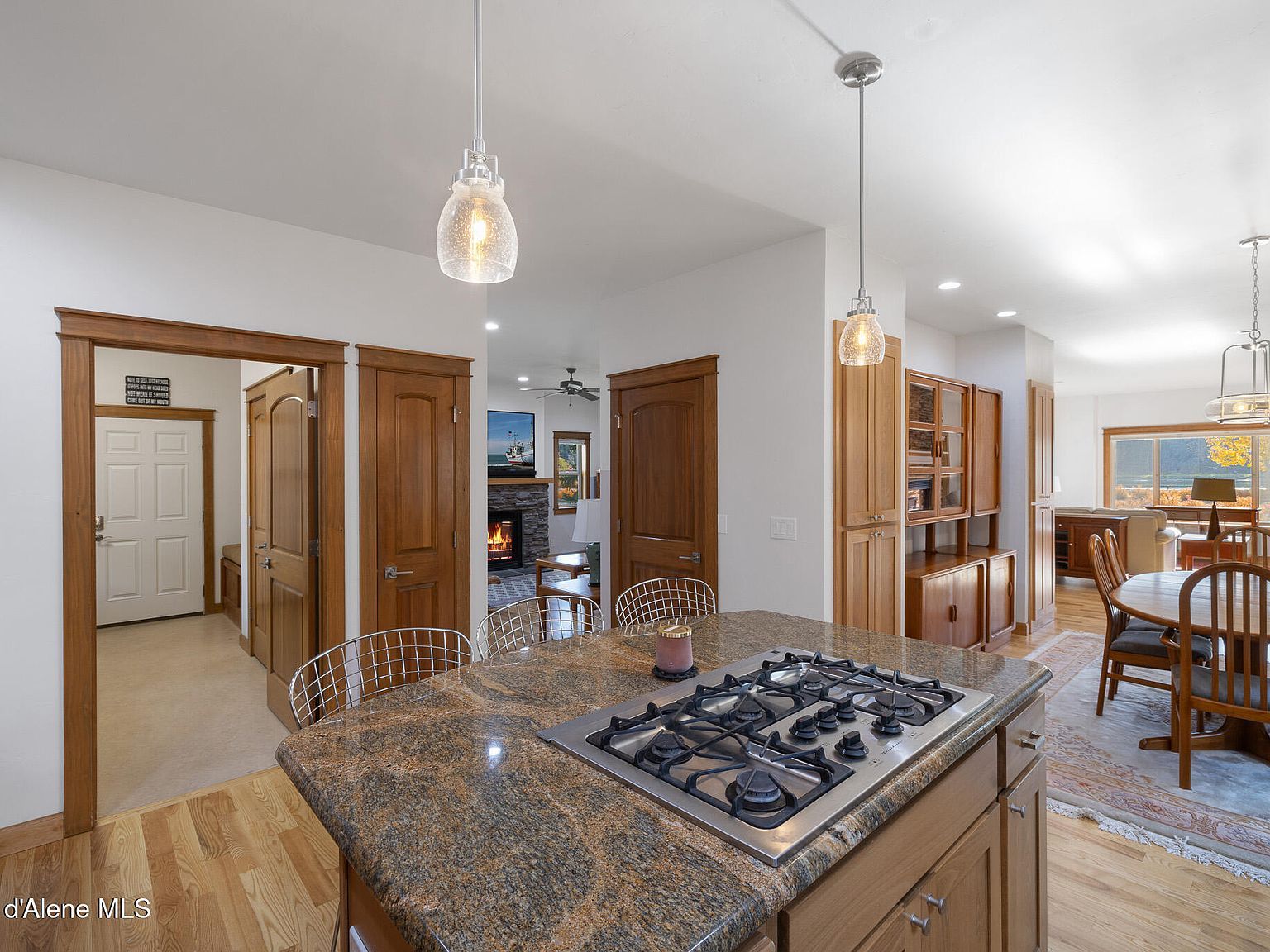 4083 W Shoreview Ln Coeur D Alene, ID 83814  | Single Family