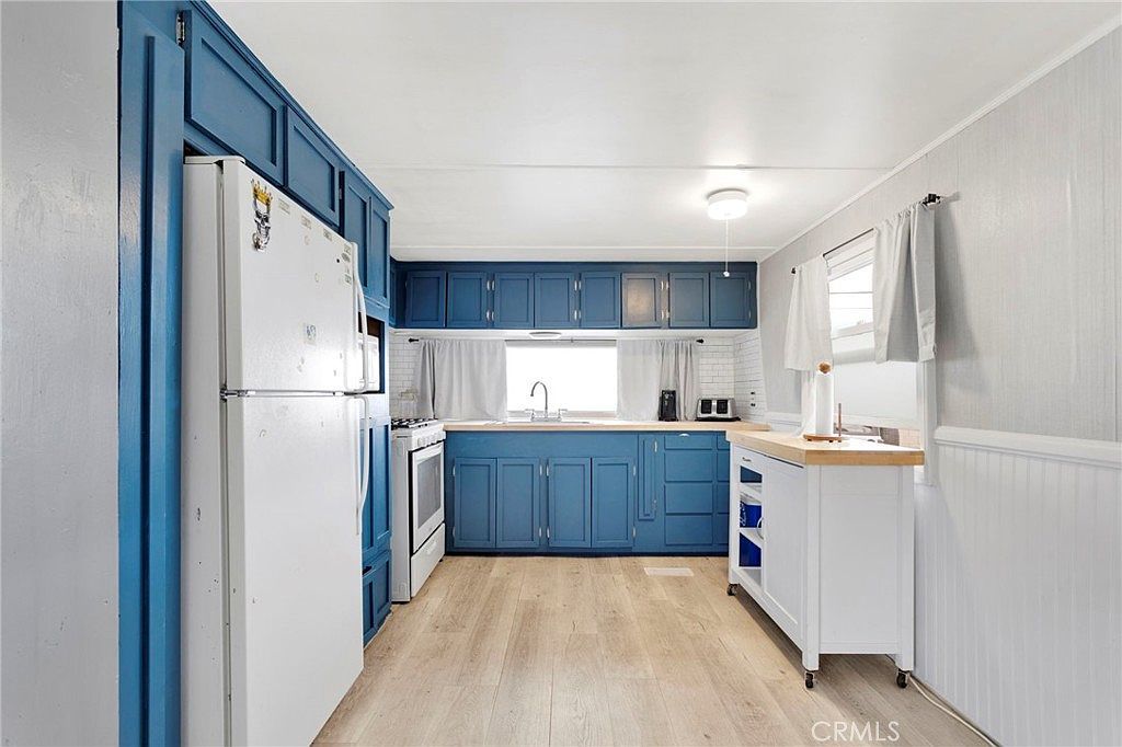 22325 Highway 18 SPACE 8 Apple Valley, CA 92307 | New build