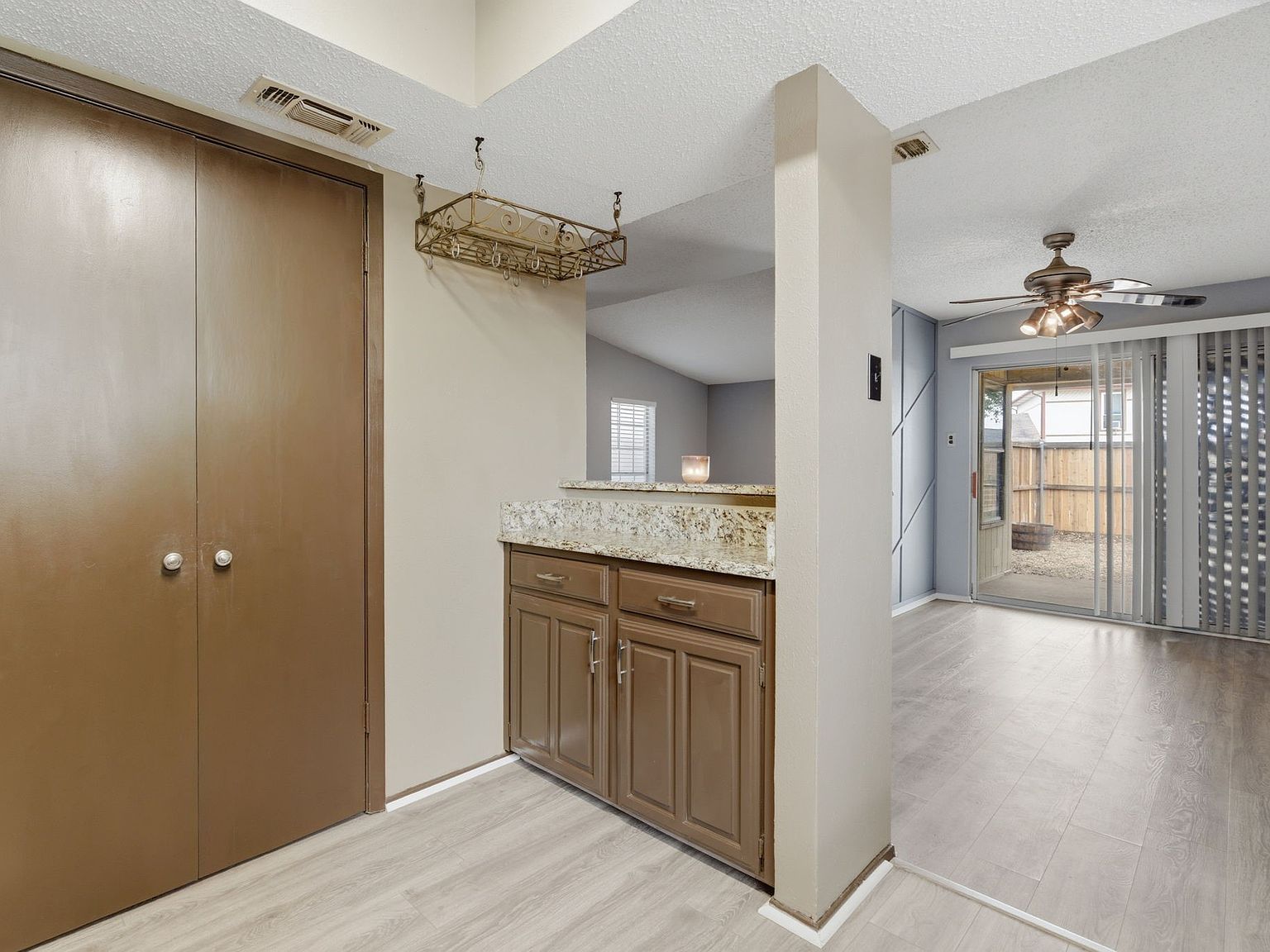 2253 Spicewood Ln Carrollton, TX 75006  | Single Family