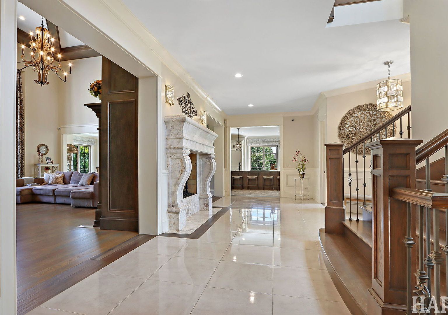 18 Enclave Ct South Barrington, IL 60010  | Single Family