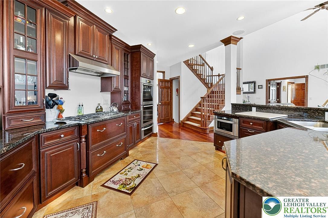 5820 Harvest Pl Schnecksville, PA 18078  | Single Family