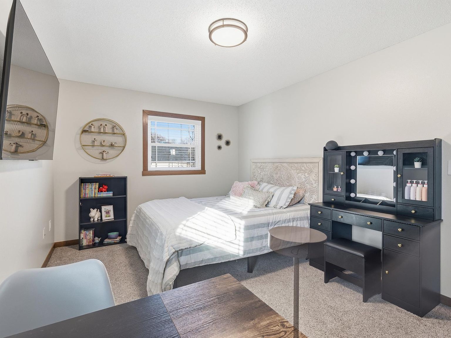 2408 16th Ave S Fargo, ND 58103  | Single Family