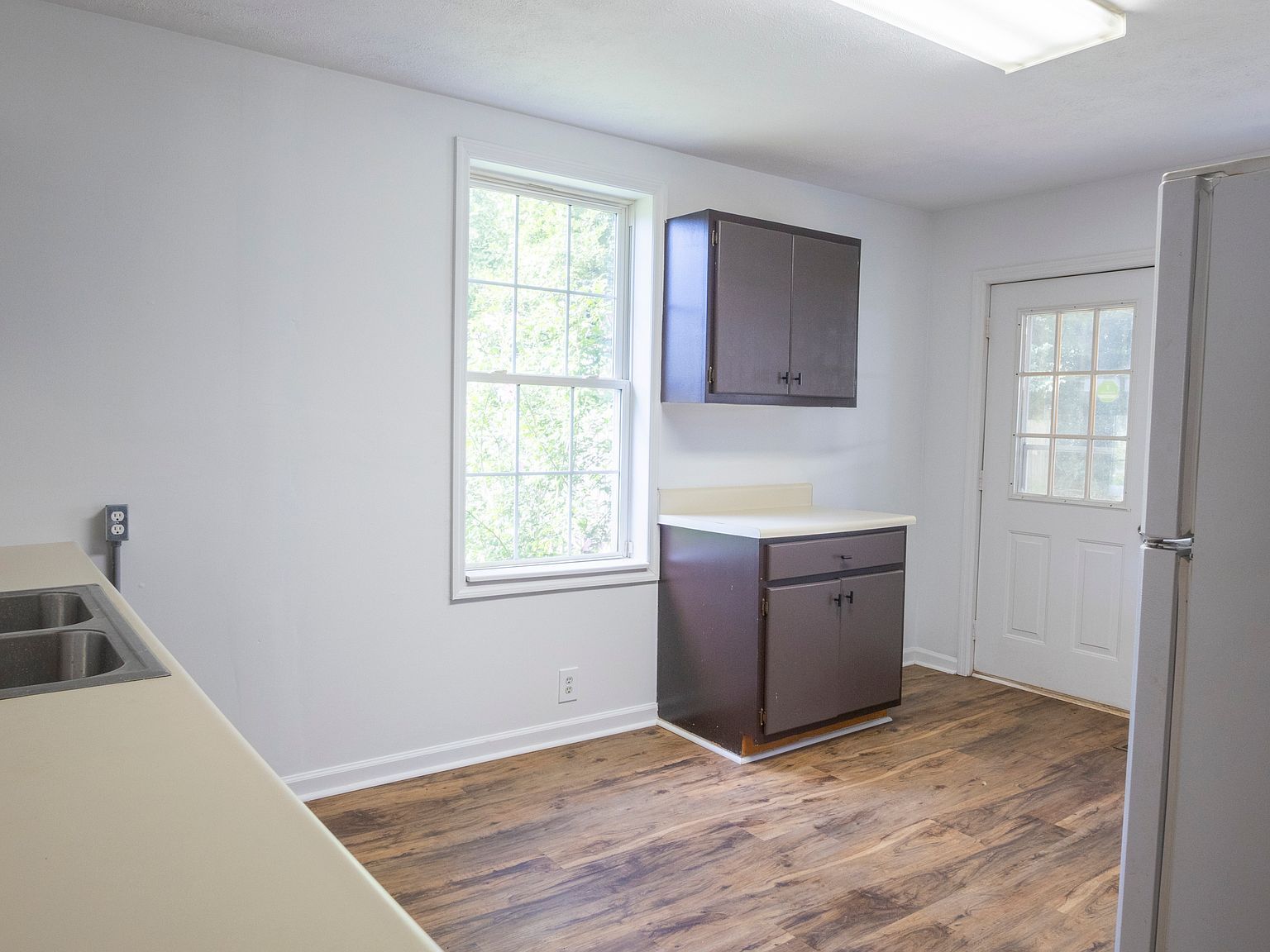 400 Lawrence St Hogansville, GA 30230  | Single Family