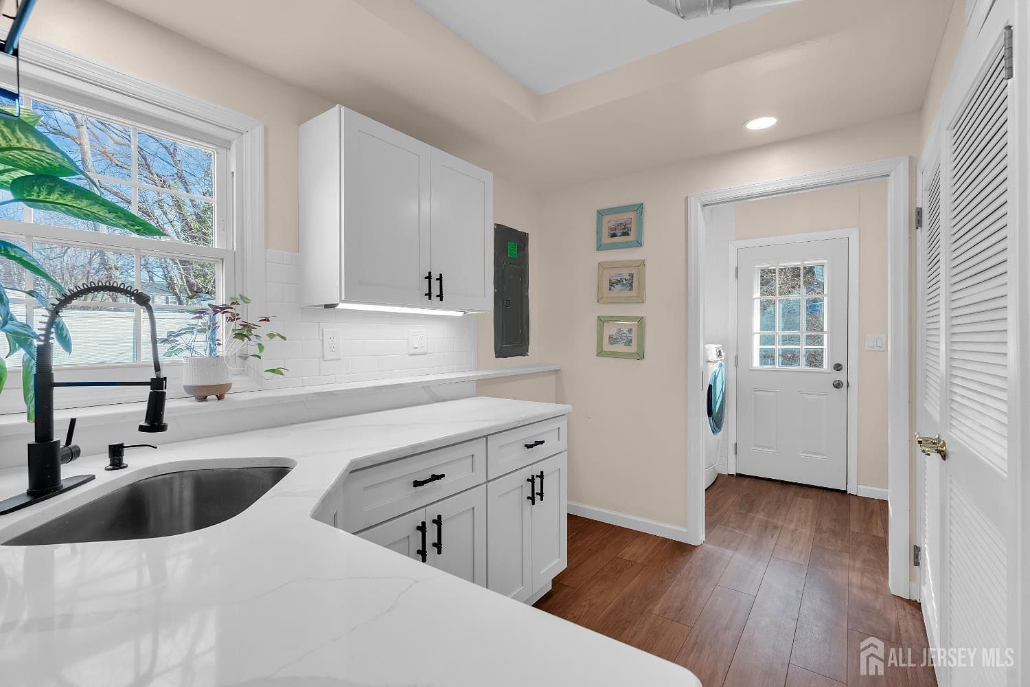 104 Idolstone Ln Aberdeen, NJ 07747  | Single Family