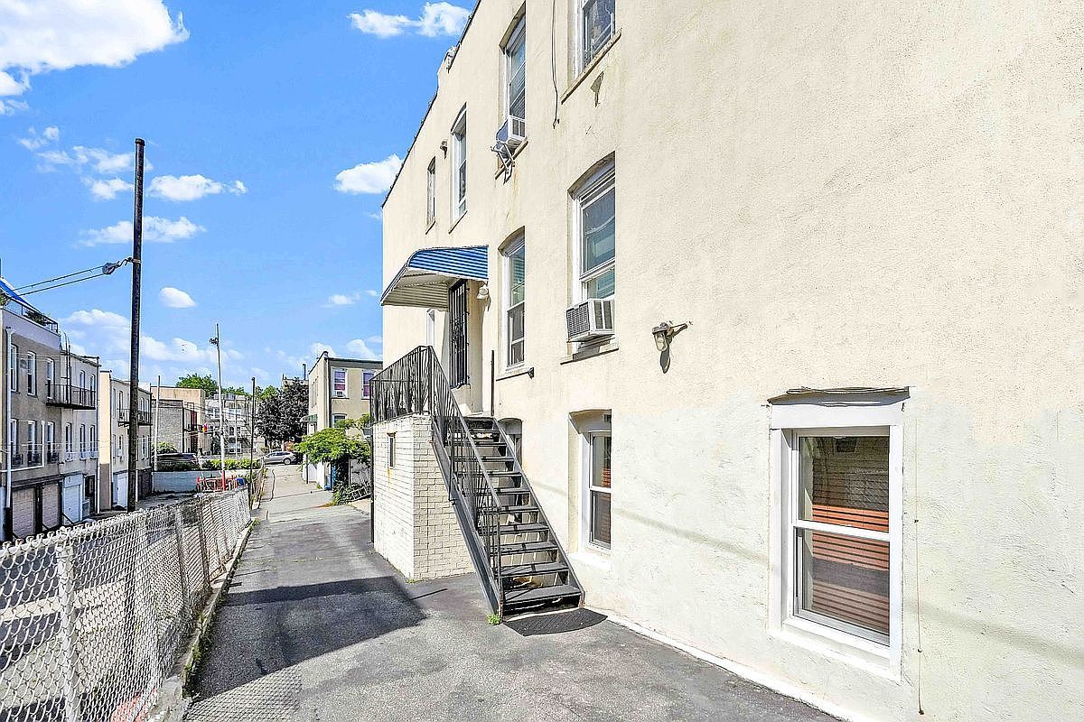 2120 23rd Dr Astoria, NY 11105  | Multi Family