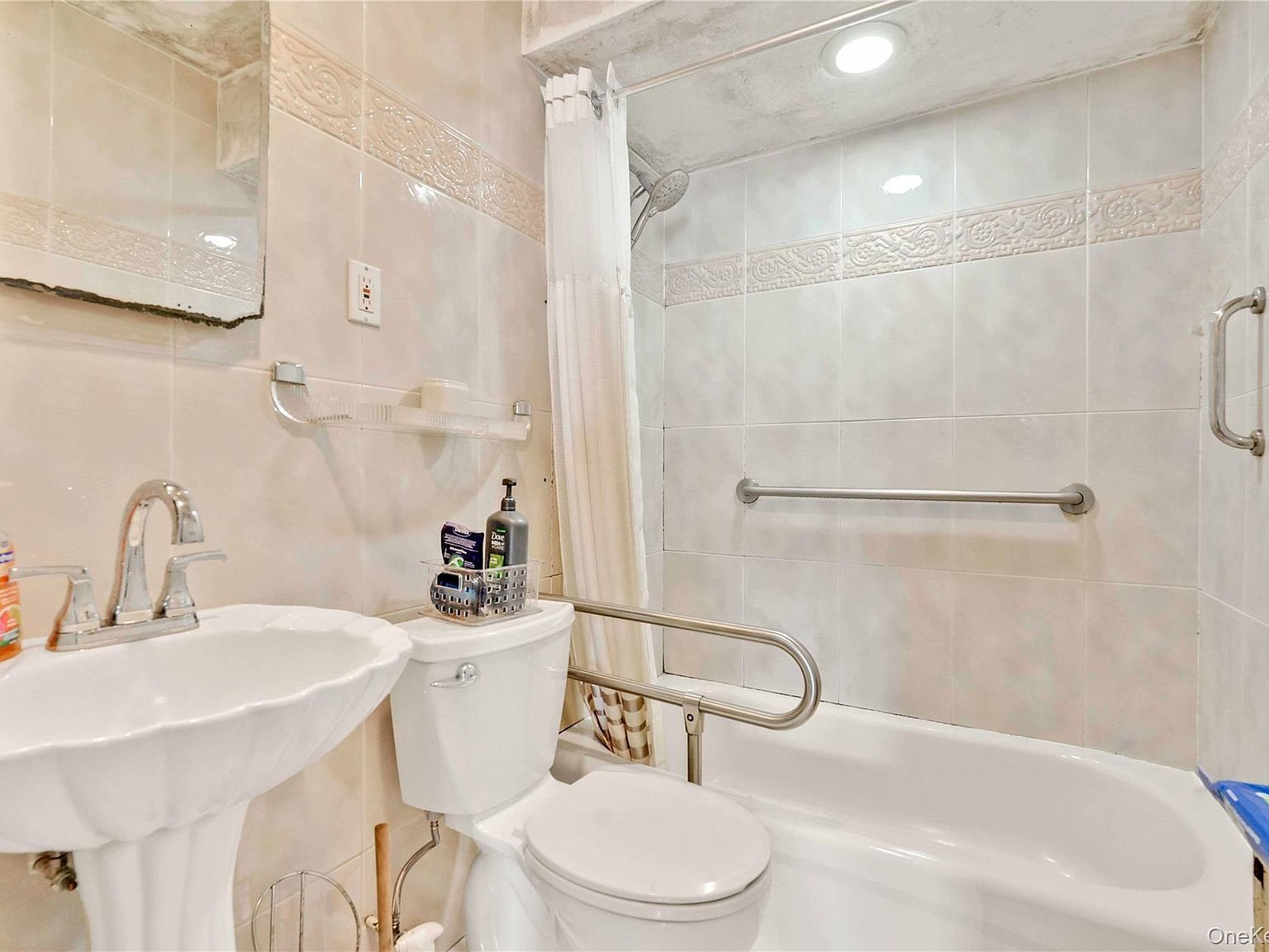 2347 Roosevelt Ave East Meadow, NY 11554  | Single Family