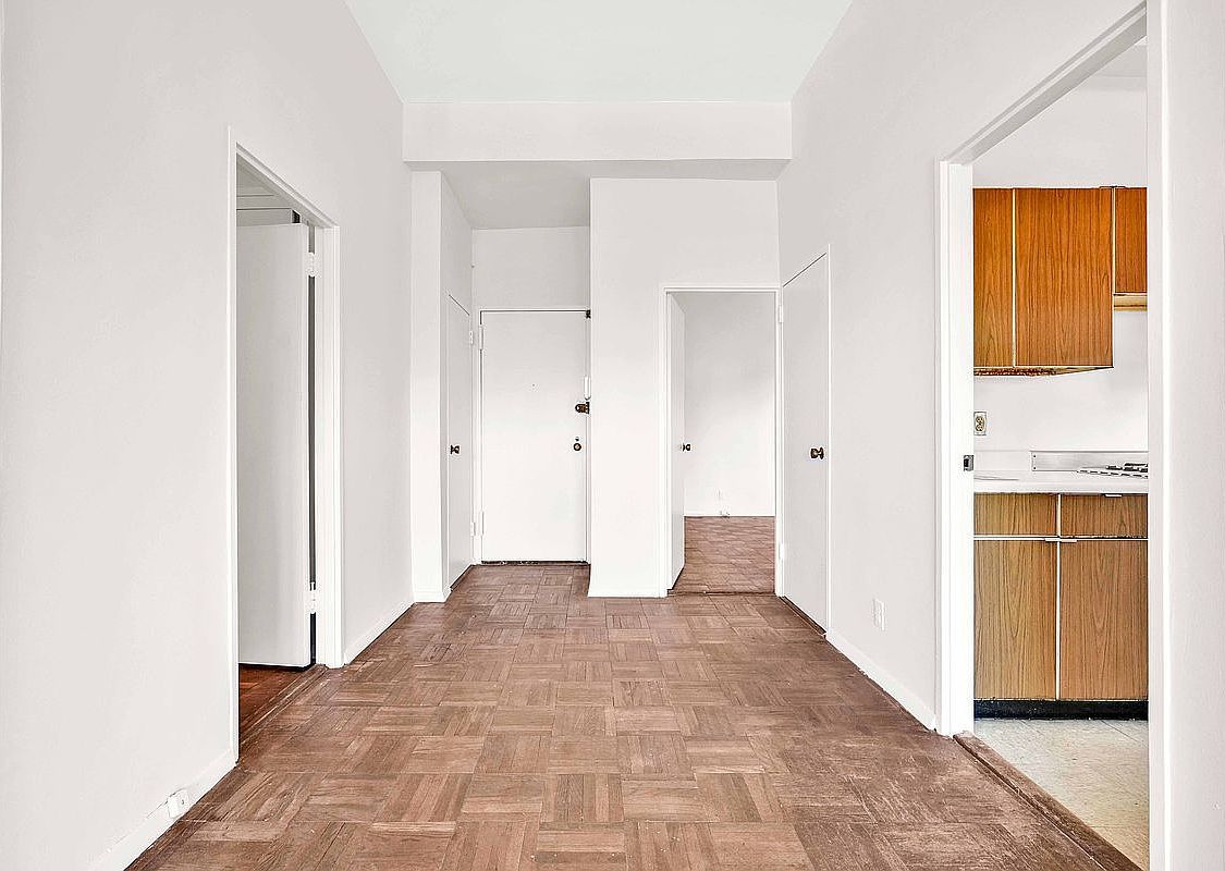 20 E 9th St #14O New York, NY 10003  | Condominium