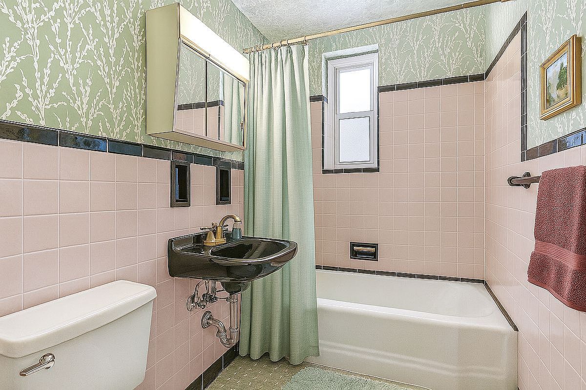 33-45 92nd St APT 2B Jackson Heights, NY 11372  | Condominium