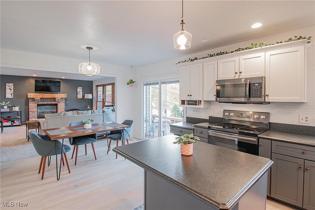 700 Stillwater Dr Deerfield, OH 44411 | Single Family