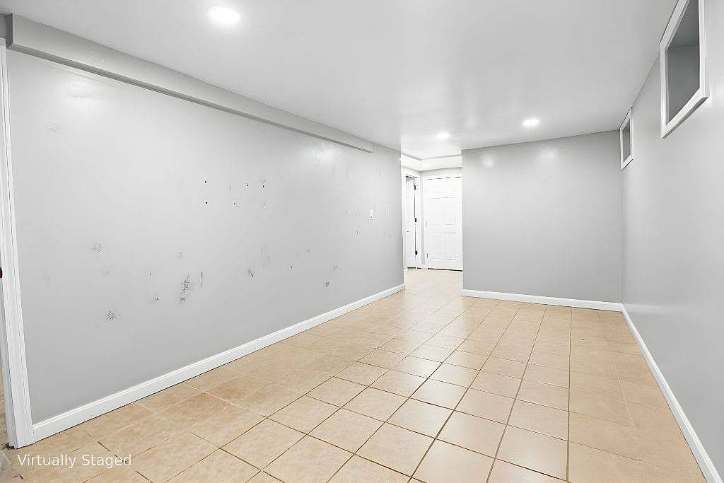 543 Beech St Roslindale, MA 02131  | Single Family