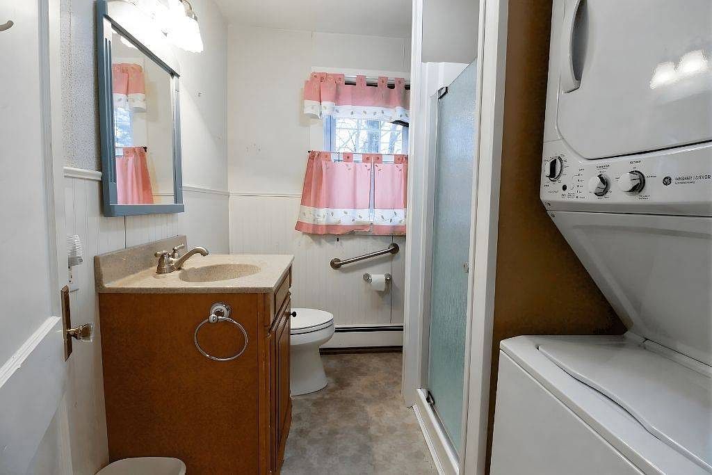 30 Lakeview Dr Smithfield, RI 02828  | Single Family