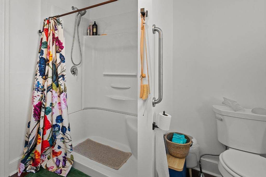 154-156 Winter St Woonsocket, RI 02895  | Multi Family