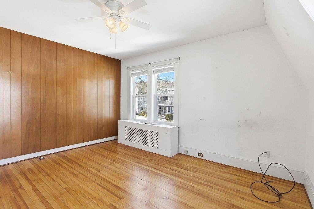 5 Franconia St Worcester, MA 01602  | Multi Family