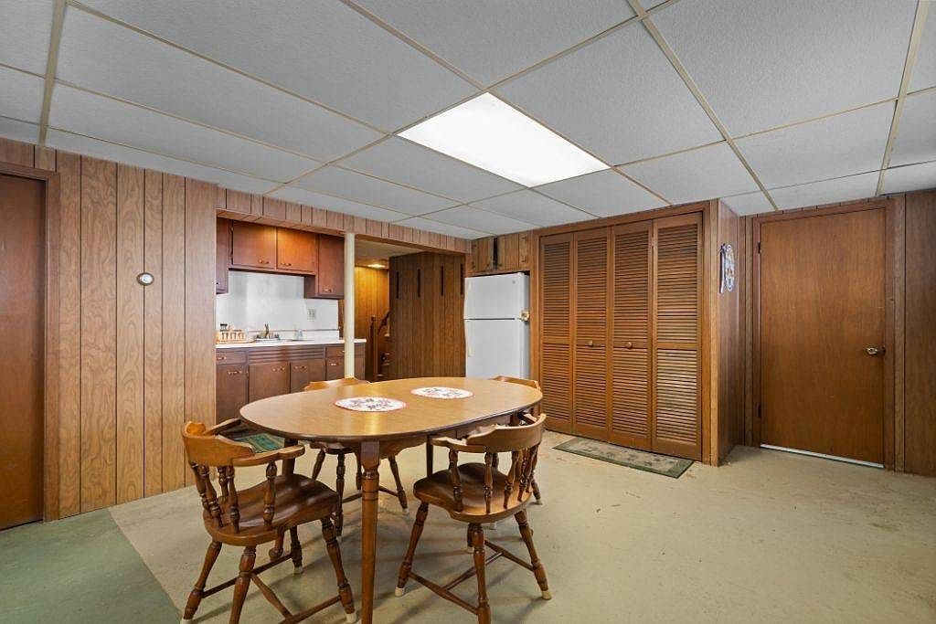 64 King Philip Ave Bristol, RI 02809 | Single Family