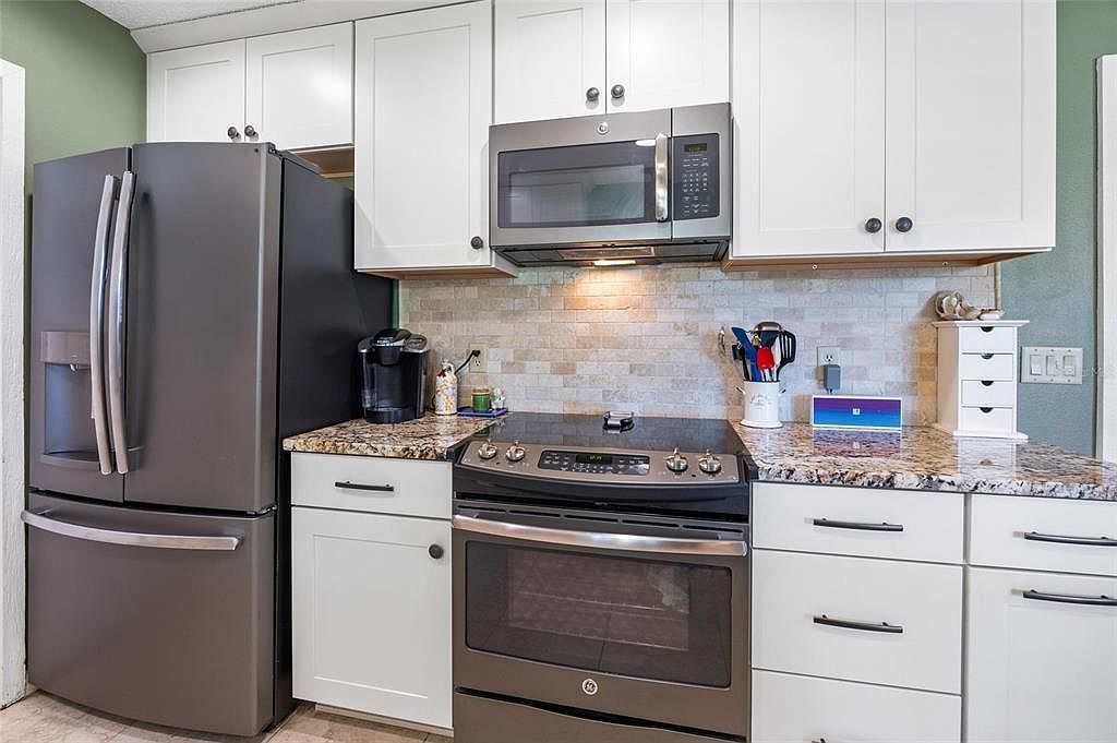 4517 SE 2nd Pl Ocala, FL 34471  | Single Family