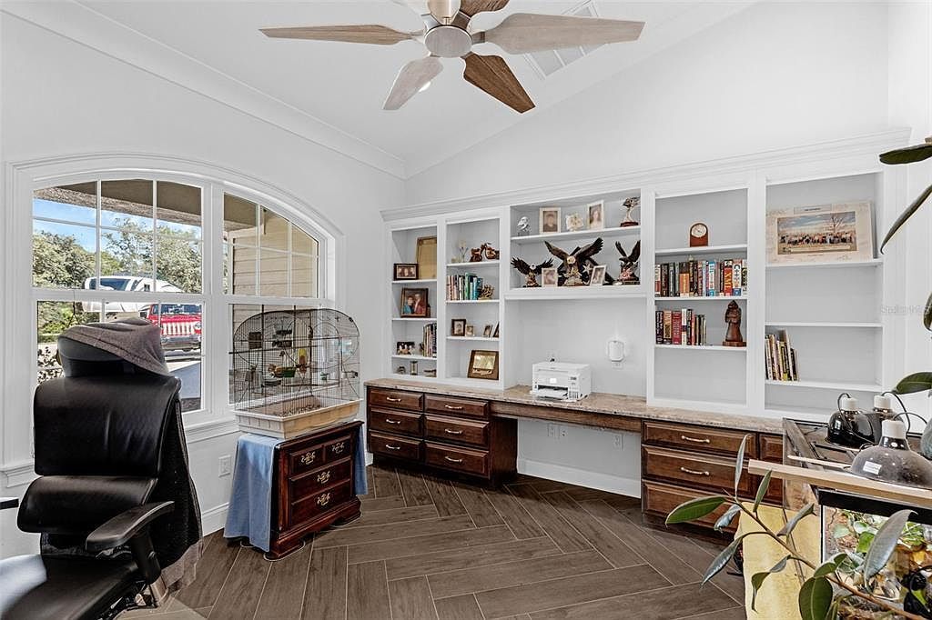 230 Fisher Run Ocklawaha, FL 32179 | Single Family