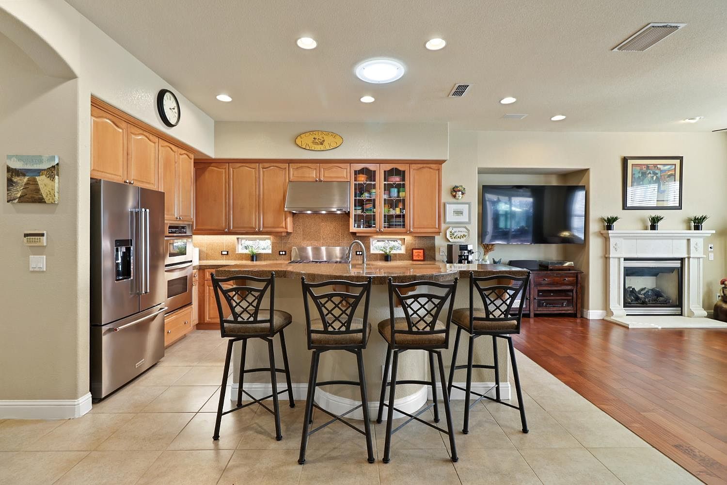 3300 Wickenby Way Roseville, CA 95661  | Single Family