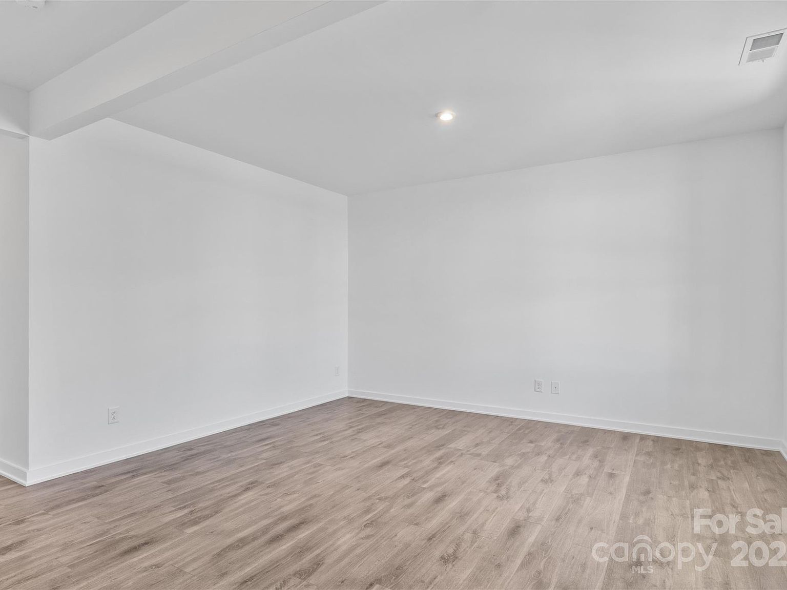 7120 Wayfarer Dr Charlotte, NC 28269  | Single Family