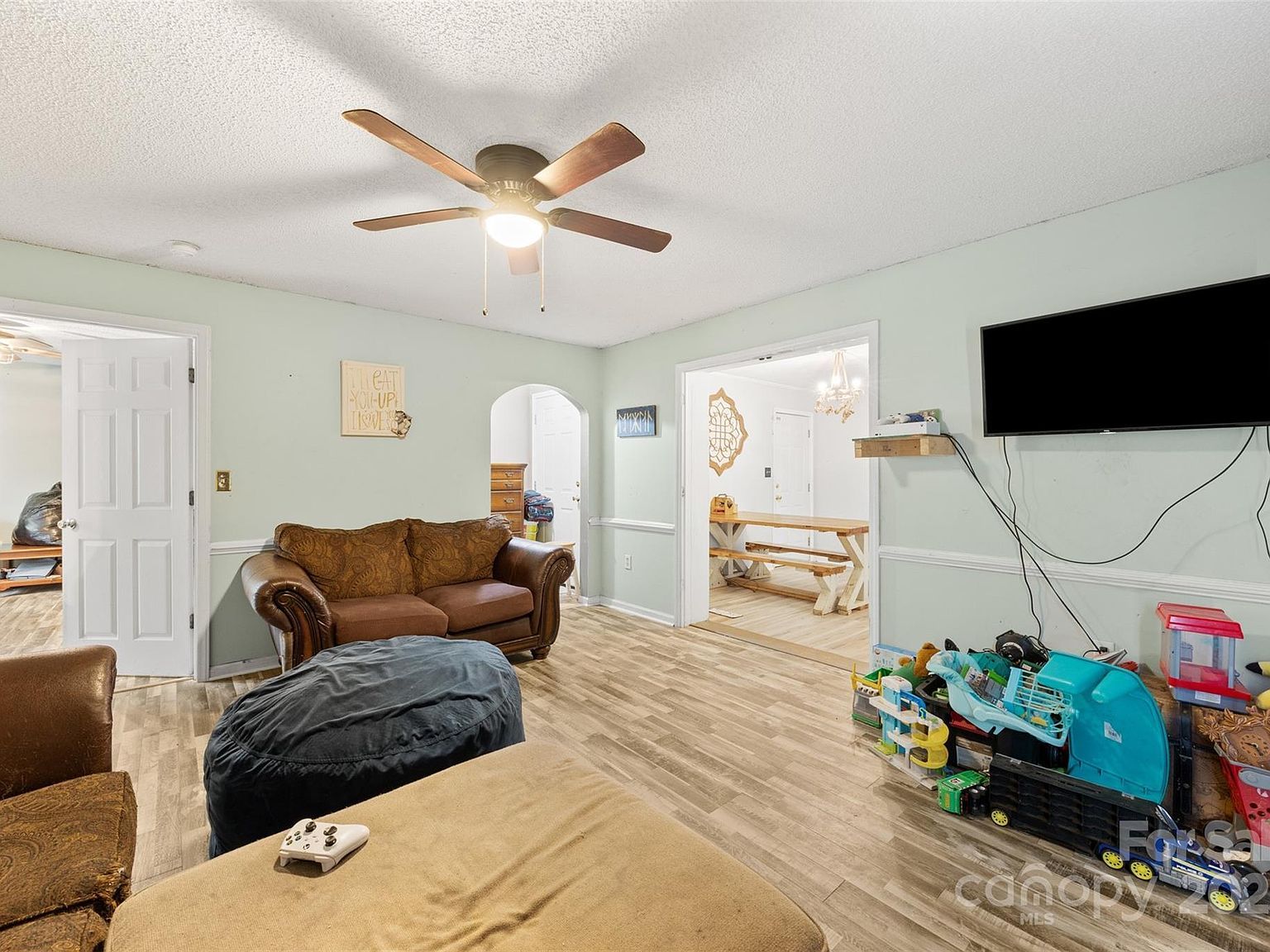 1913 Hollandale Dr Gastonia, NC 28054 | Single Family