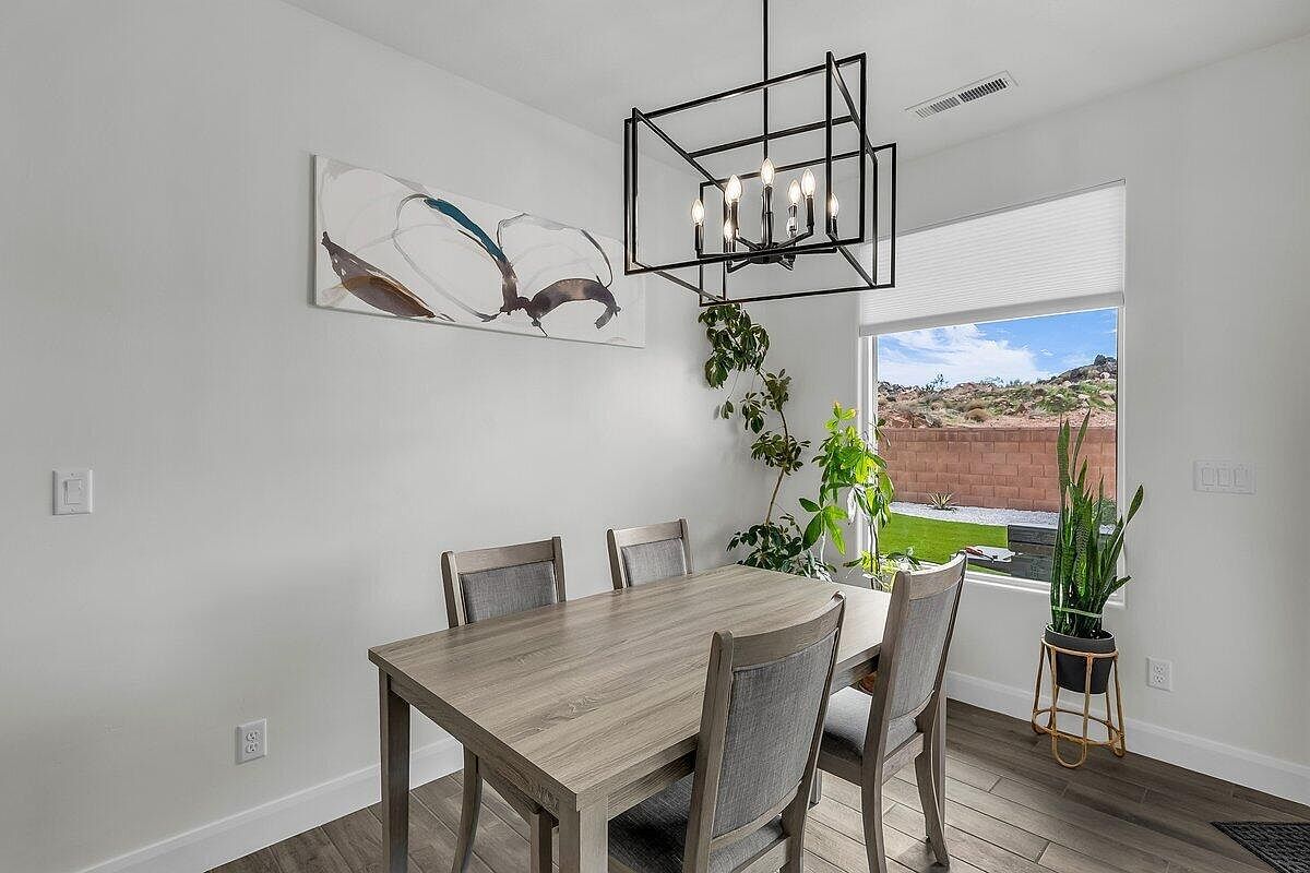 3161 W Coronado Dr Hurricane, UT 84737 | Single Family