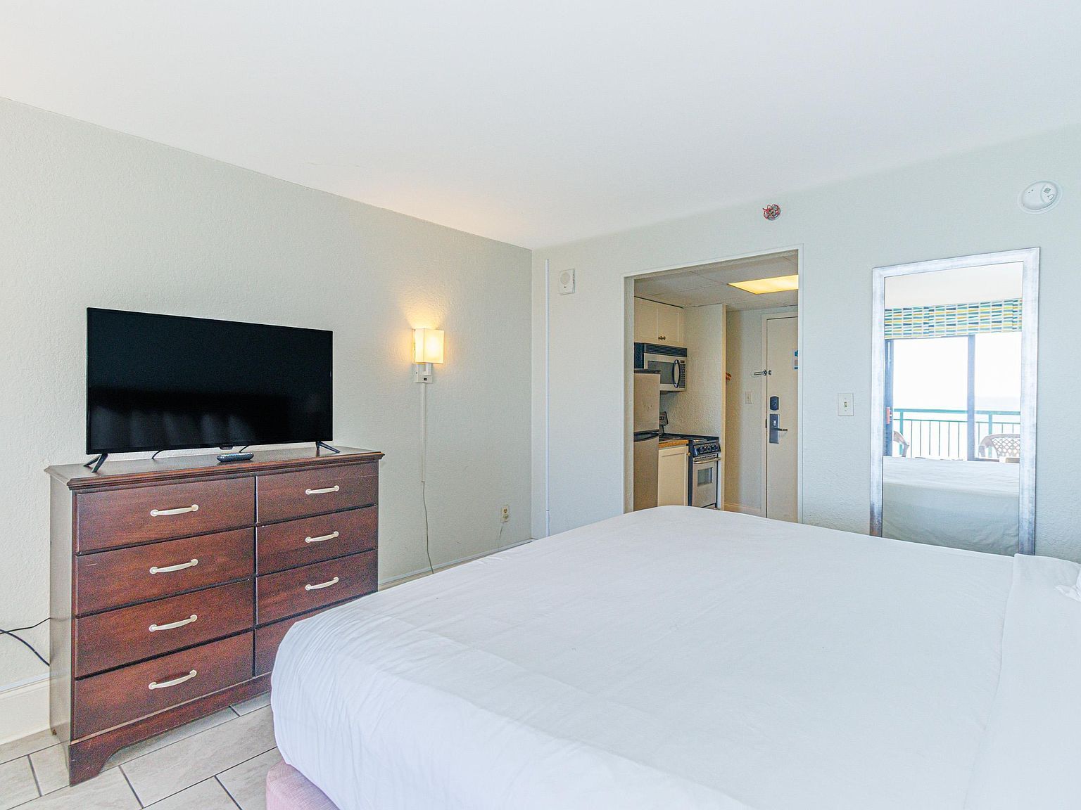 2207 S Ocean Blvd #914 Myrtle Beach, SC 29577  | Condominium