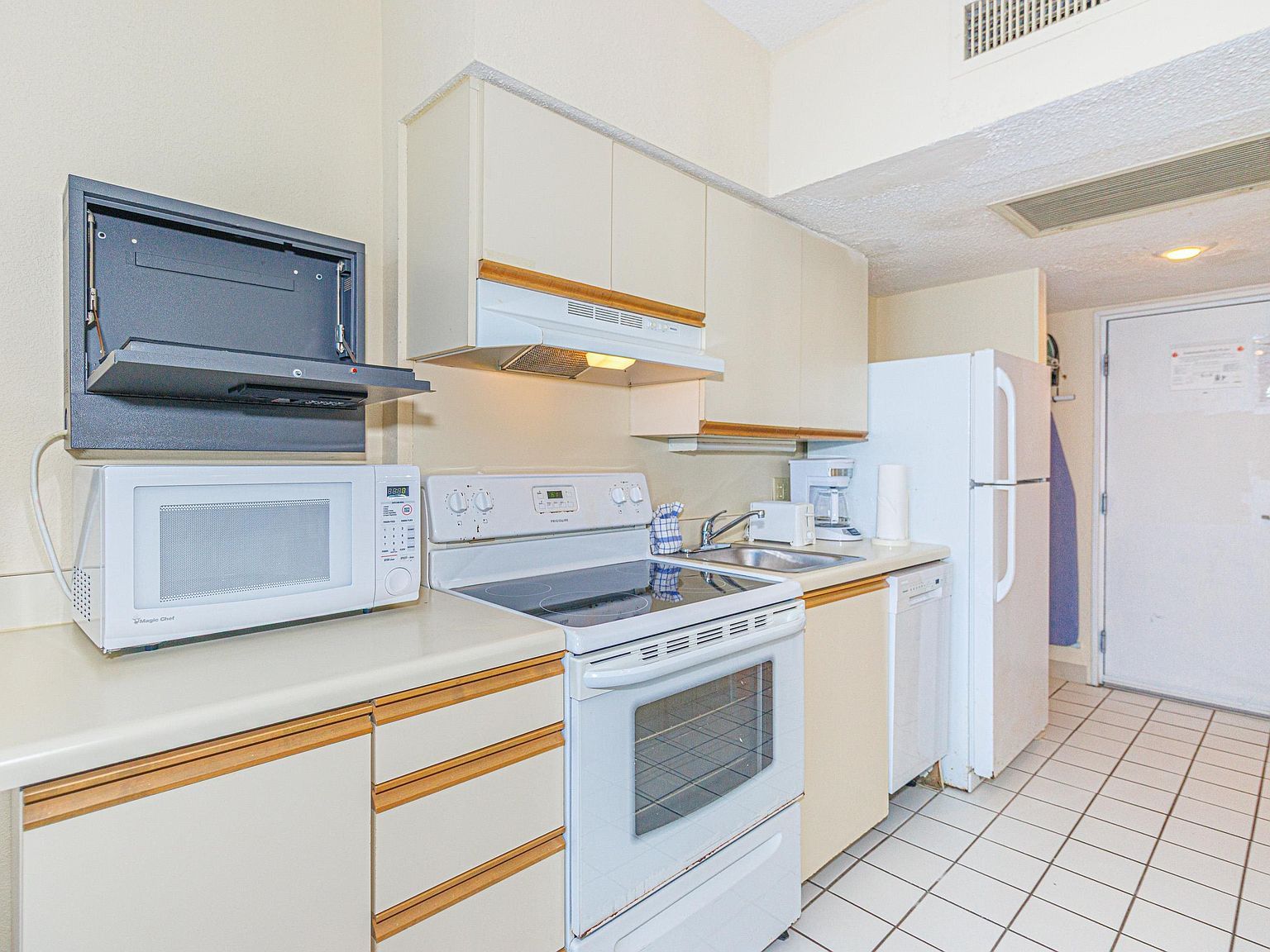 1304 N Ocean Blvd #703B Myrtle Beach, SC 29577 | Condominium