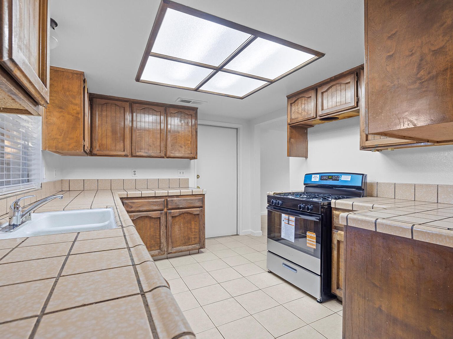 2241 N Edison St Visalia, CA 93292 | Single Family