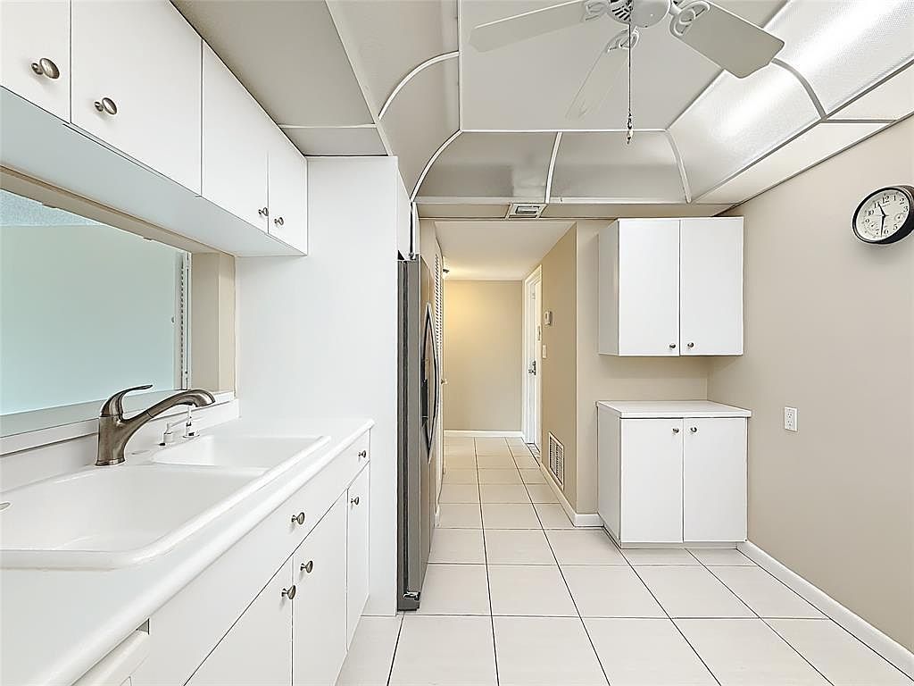 1147 Hillsboro Mile APT 506 Pompano Beach, FL 33062 | Condominium