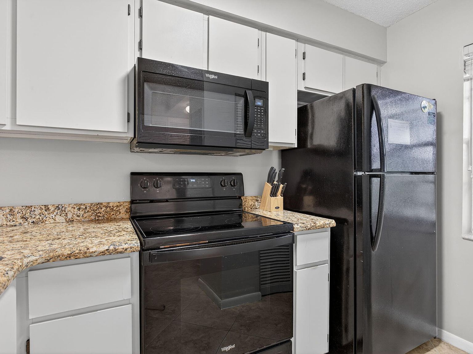 2230 N Cypress Bend Dr APT 104 Pompano Beach, FL 33069  | Condominium