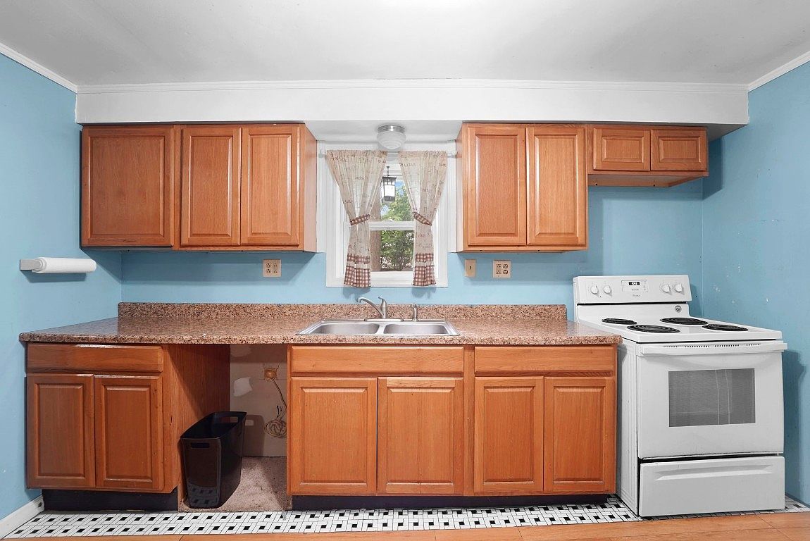 49 Trafford Rd Binghamton, NY 13901  | Single Family