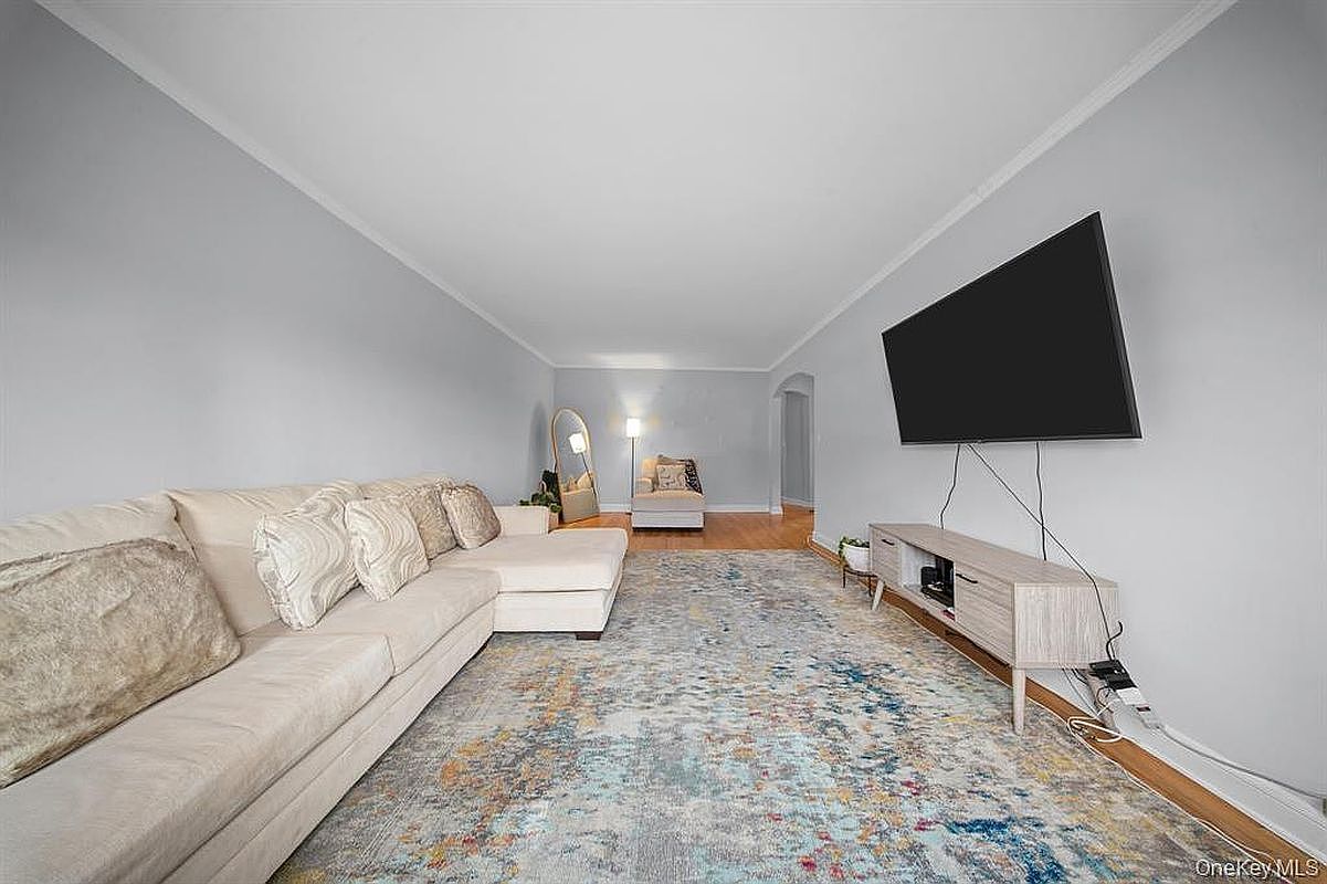 98-120 Queens Blvd APT 6G Rego Park, NY 11374  | Condominium