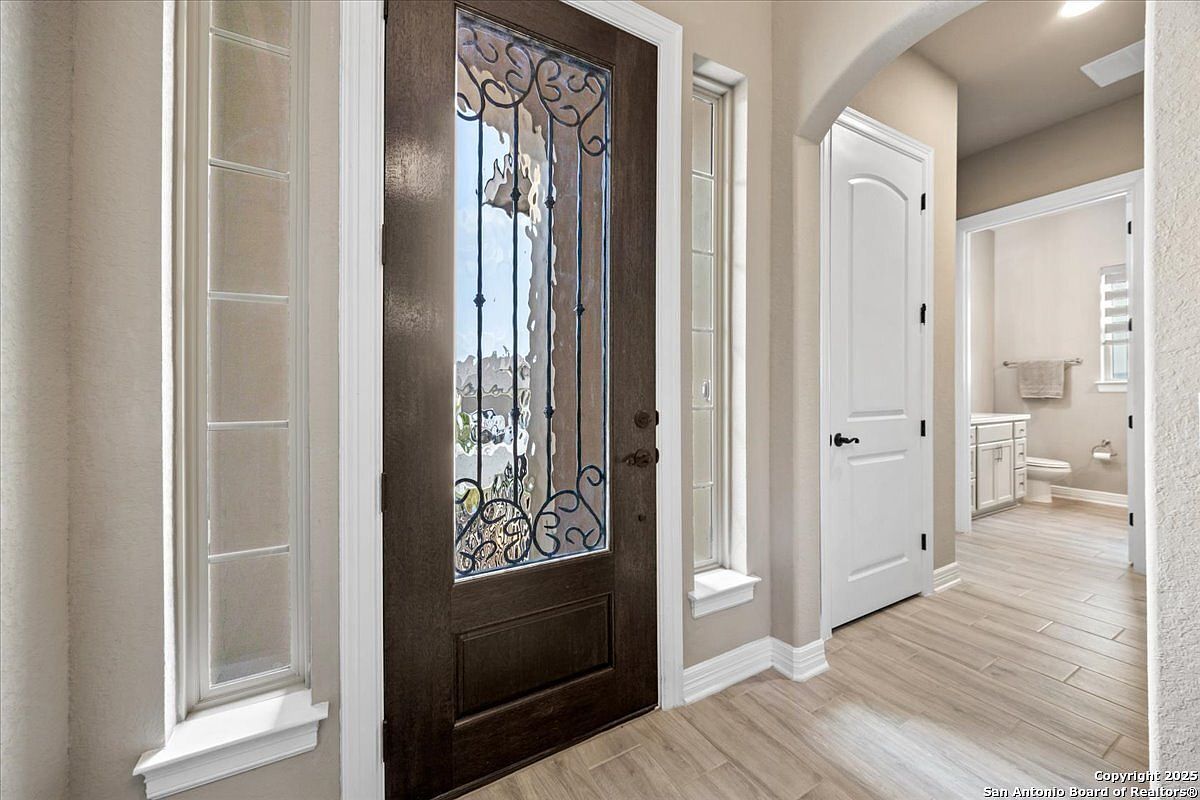 1622 Buttonwood San Antonio, TX 78260  | Single Family