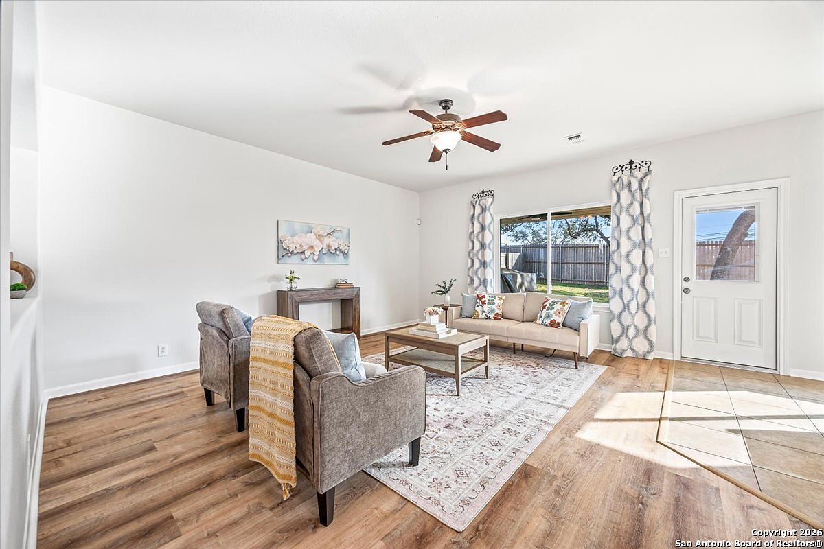 5430 Southern Oaks San Antonio, TX 78261  | Single Family