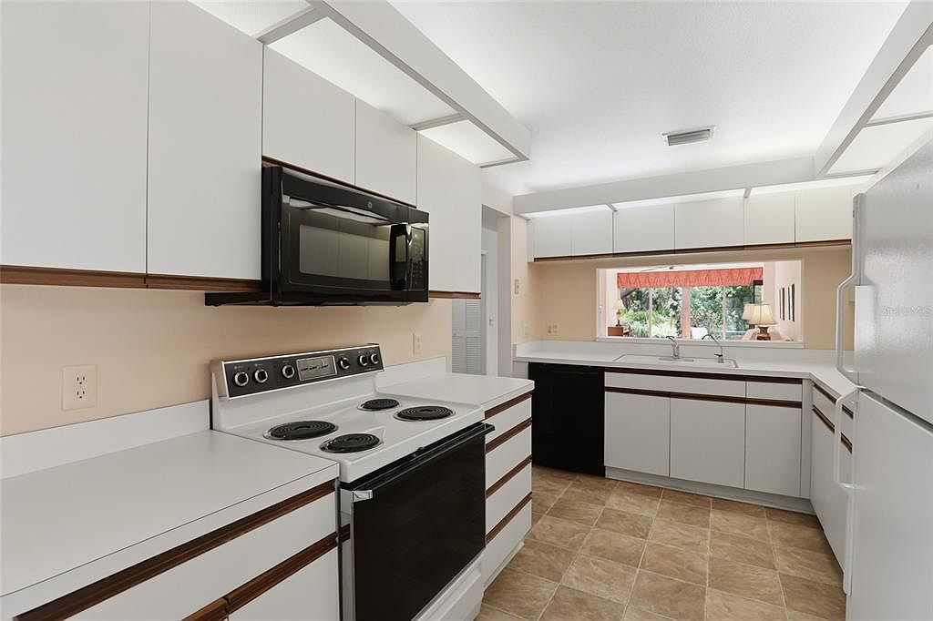 5721 Casa Del Sol Blvd #3223 Sarasota, FL 34233  | Single Family