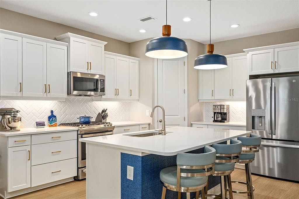 200 Corsano Dr Nokomis, FL 34275  | Single Family