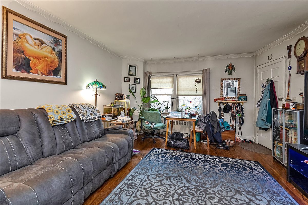 207-4 42nd Ave Bayside, NY 11361  | Multi Family