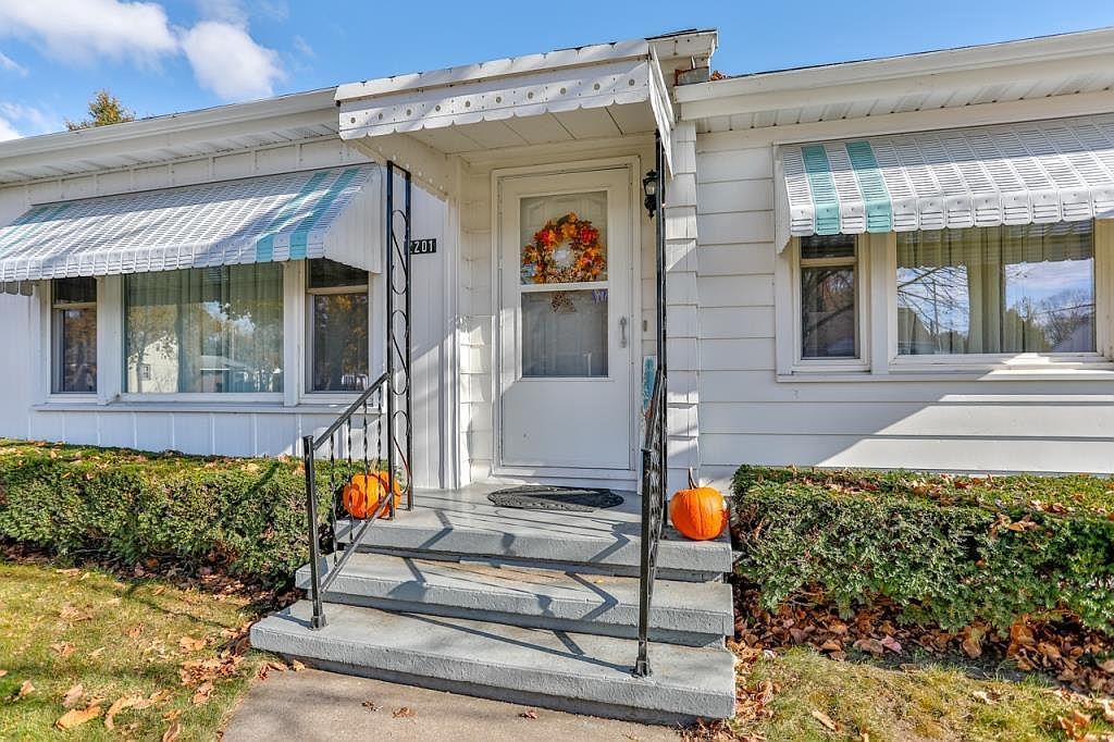 2201 Zimmerman St Wausau, WI 54403  | Single Family