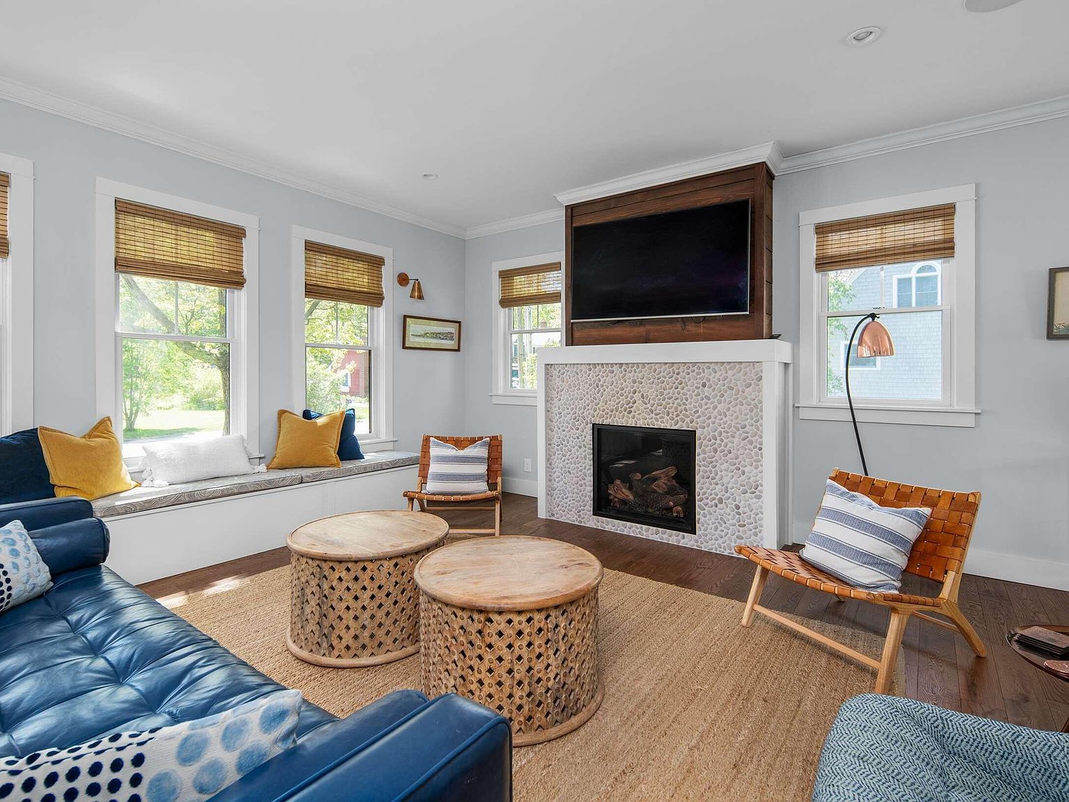 59 Underwood Rd Falmouth, ME 04105  | Single Family