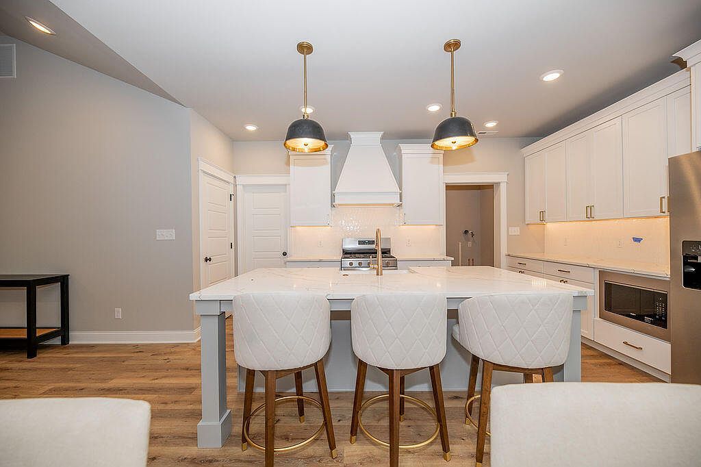 400 W 18th St #A La Porte, IN 46350 | New build