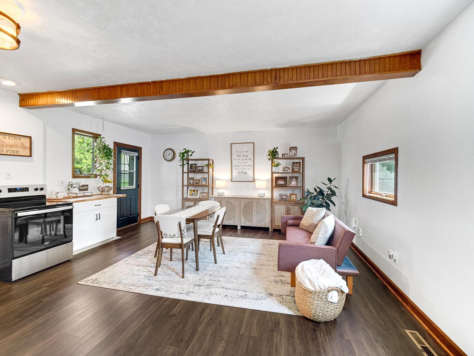 414 W Michigan St New Carlisle, IN 46552 | Single Family