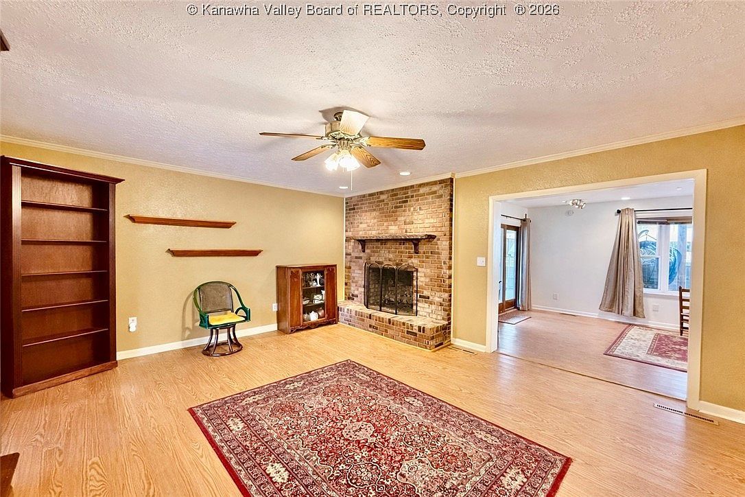 194 Shawnee Est Winfield, WV 25213 | Single Family