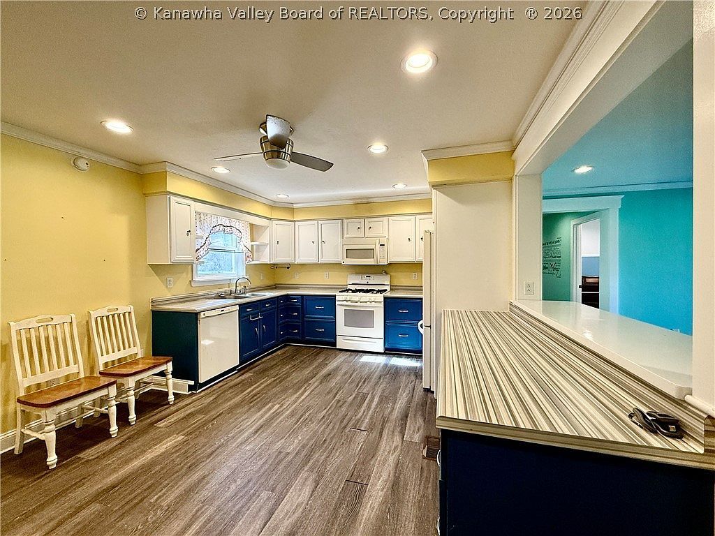 3395 Servia Elmira Rd Duck, WV 25063  | Single Family