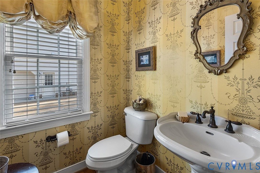 4501 Hickory Lake Ct Glen Allen, VA 23059  | Single Family