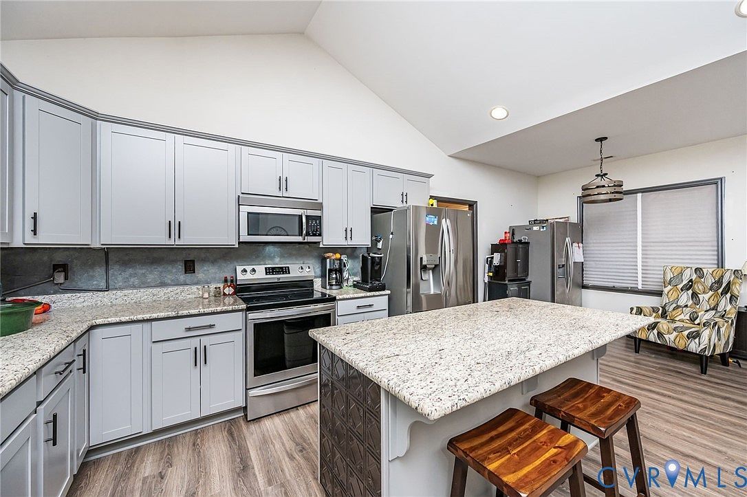 165 New South Ridge Rd Bumpass, VA 23024  | Single Family