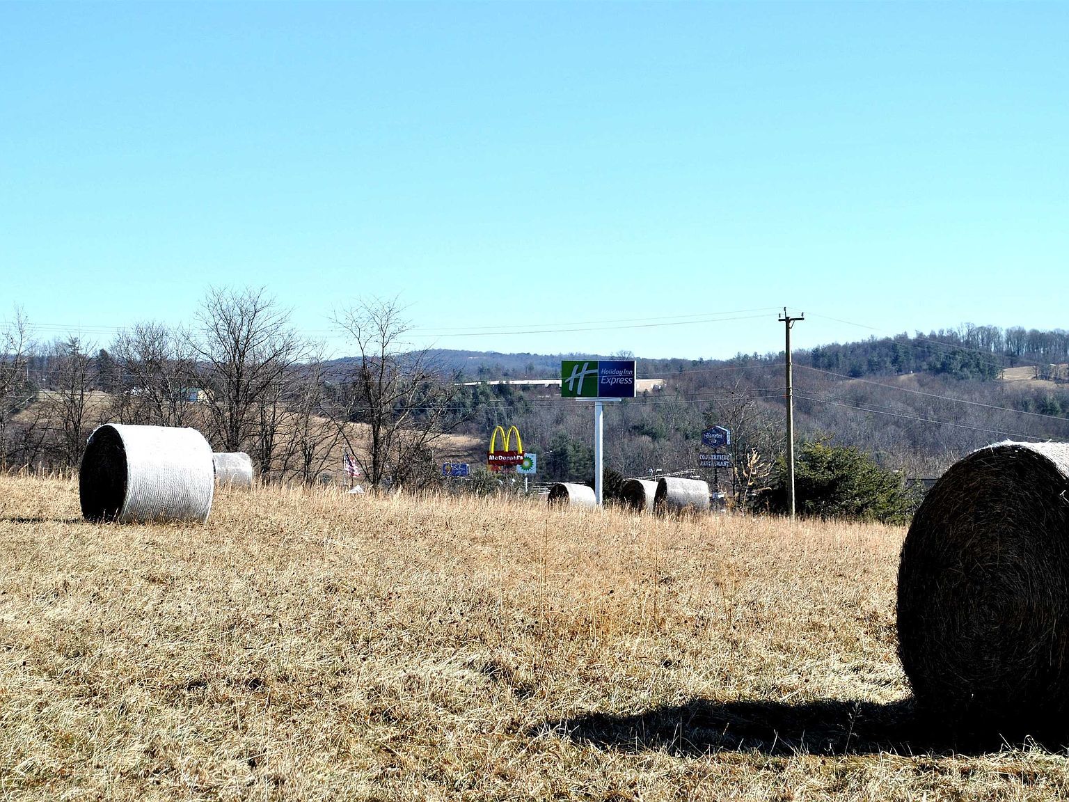 313 Airport Rd Hillsville, VA 24343  | Land/Lot