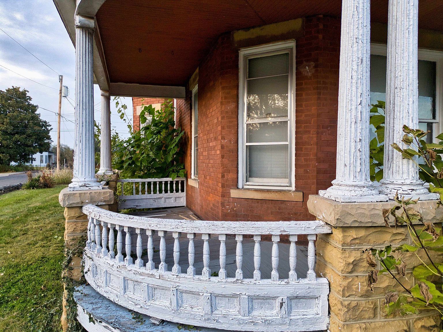 1120 Downey St Radford, VA 24141 | Multi Family