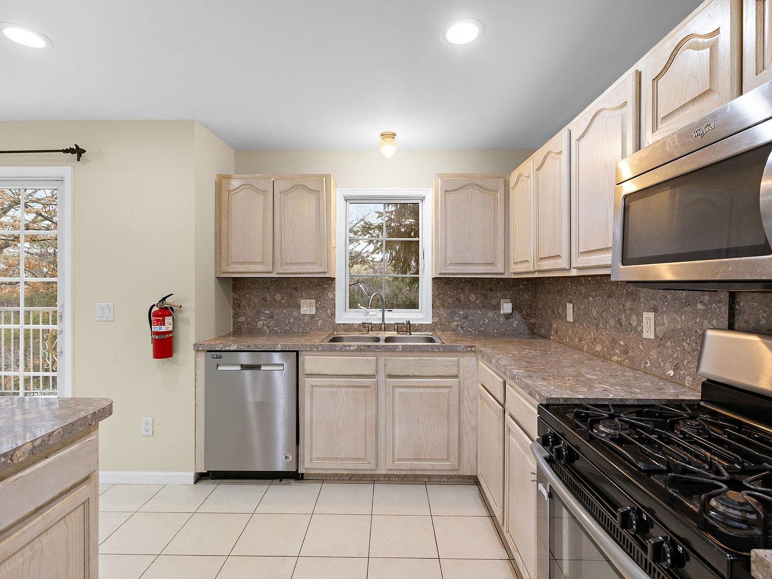 12 Liberty Ct Secaucus, NJ 07094  | New build