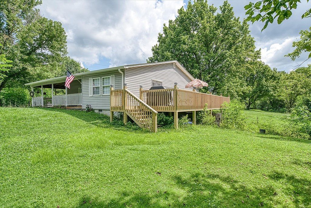 1676 Chestnut Hill Rd Crossville, TN 38555 | Single Family