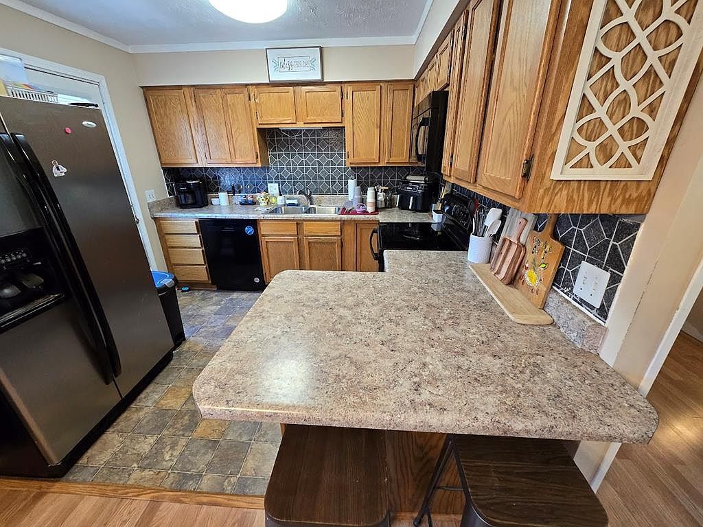 4032 Gayle Cir Cookeville, TN 38501  | Single Family