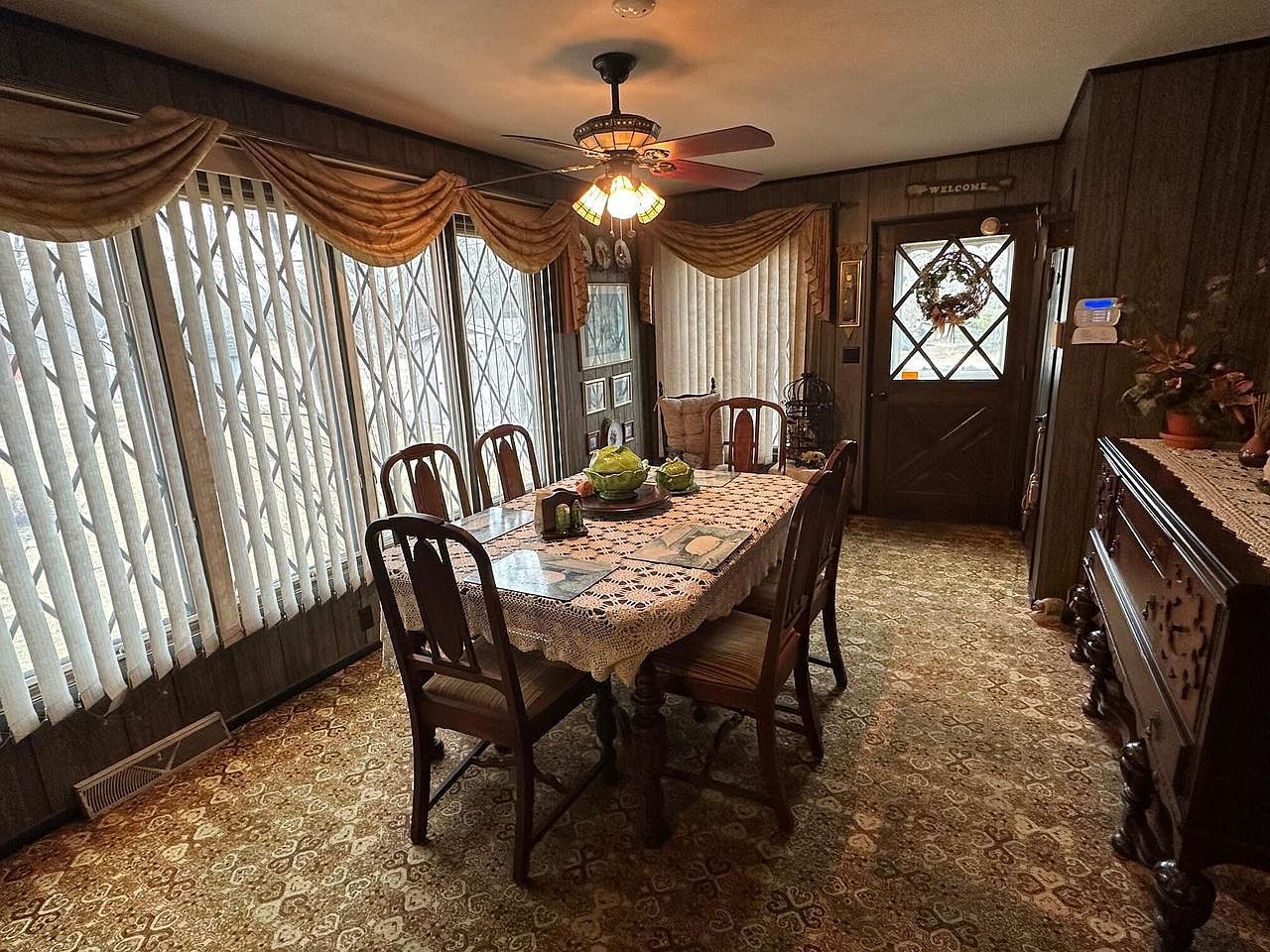 8045-8031 W Lakeshore Dr Burlington, WI 53105 | Single Family